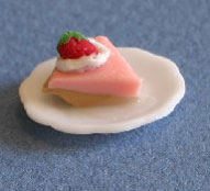 Dollhouse Miniature Strawberry Pie with Strawberries